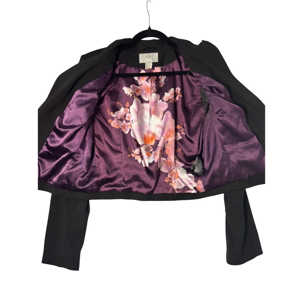HM Womens Black Cropped Blazer Jacket Floral Satin Lining Beaded Button Size 12 - Picture 7 of 7